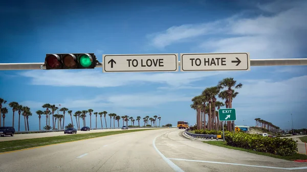 街道签署方向的方式爱与恨 — 图库照片