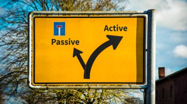 Sokak İşareti Aktif ve Pasif Yöne Giden Yol