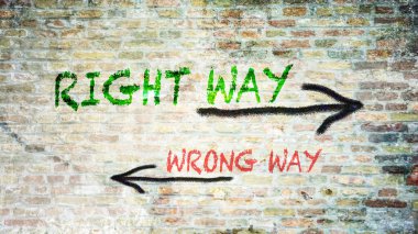 Sokak Işareti doğru yol karşı yanlış yol