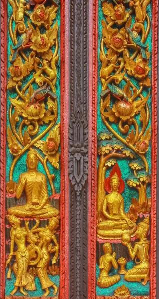 Buda heykelcikleri ve melekler — Stok fotoğraf