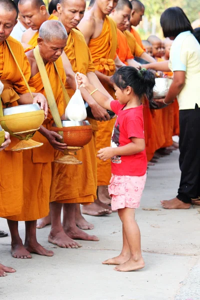 Az érdem, hogy a szerzetesek — Stock Fotó
