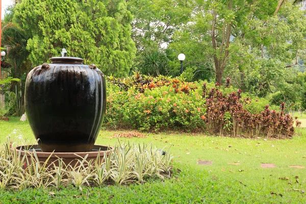 Fontaine pot — Photo