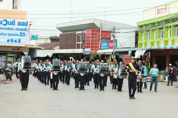 Mahasarakham, thailand - 26. Juni: Paraden der Organisation von Sportturnieren am 26. Juni in mahasarakham, thailand — Stockfoto