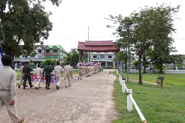 MAHASARAKHAM,THAILANDS - AUGUST 8 : Village Headman and Leader went on a campaign in the district on august 8, in Mahasarakham,Thailand — Stock Photo, Image