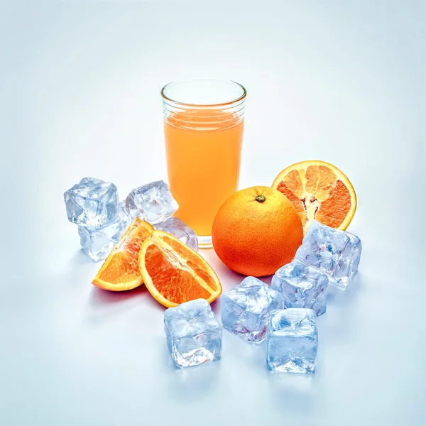 Cold orange juice — Stock Photo, Image