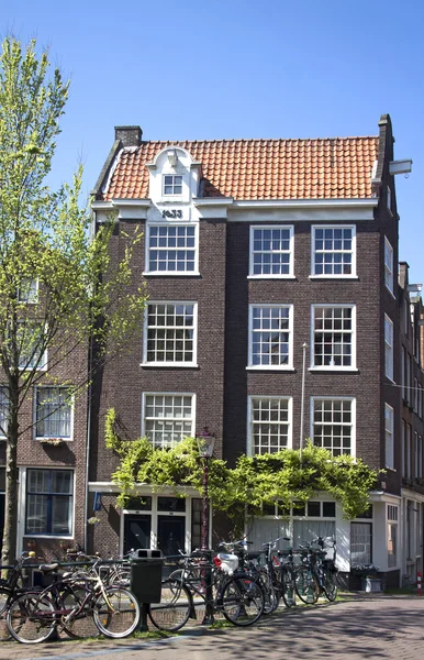 Paysage urbain d'Amsterdam — Photo