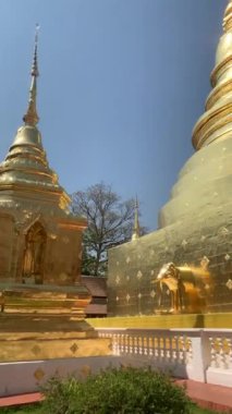 Wat Phra Singh Budist tapınağı, Chiang Mai, Kuzey Tayland. Dikey dönüm noktası