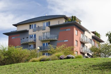 Modern apartament evi