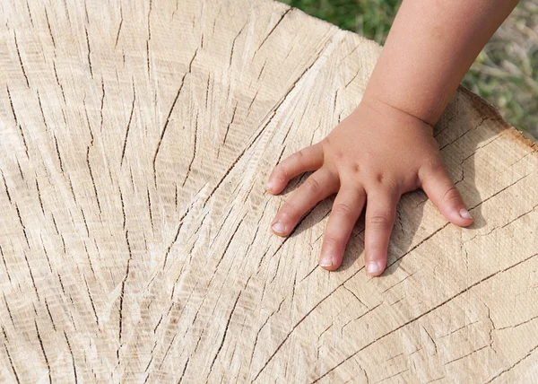 Textura de mano sobre madera —  Fotos de Stock