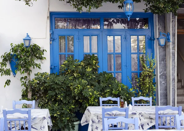 Street restaurant in Greece — Stock Photo, Image