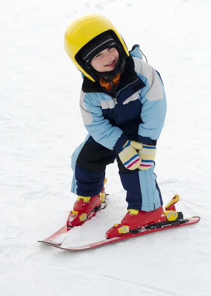 Skiën kind — Stockfoto