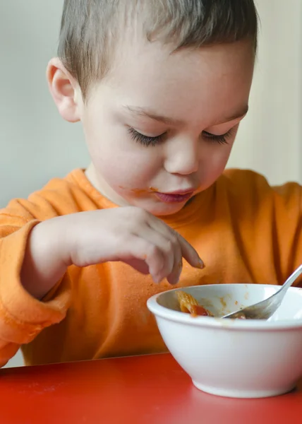 Child eating — Stock Photo, Image