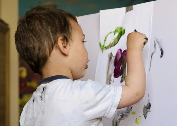 Pintura infantil — Foto de Stock