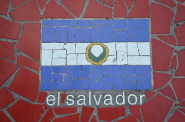 El Salvador bayrağı