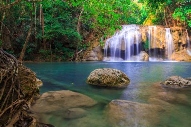 Erawan Şelalesi, Kanchanaburi, Tayland.