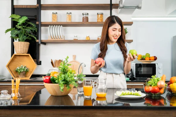 Happy Young Asian Woman Choosing Preparing Healthy Salad Vegetables Home — Photo