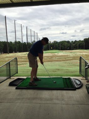 Golf driving range, pratik.