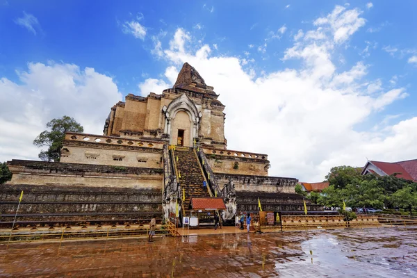 Templo Chedi luang en chiang mai — Foto de Stock