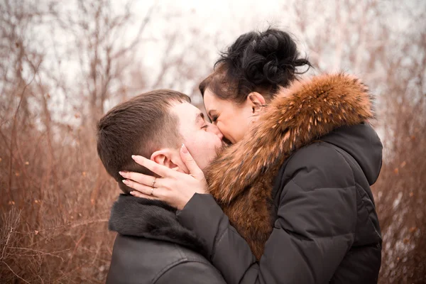 Couple heureux amoureux — Photo