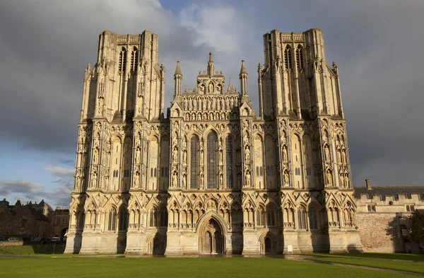 Wells Cathedral front entrance — Stock Photo, Image