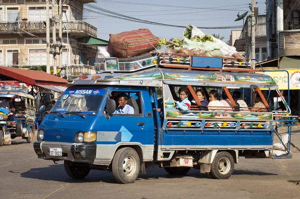 Songthaew taksi, pakse — Stok fotoğraf