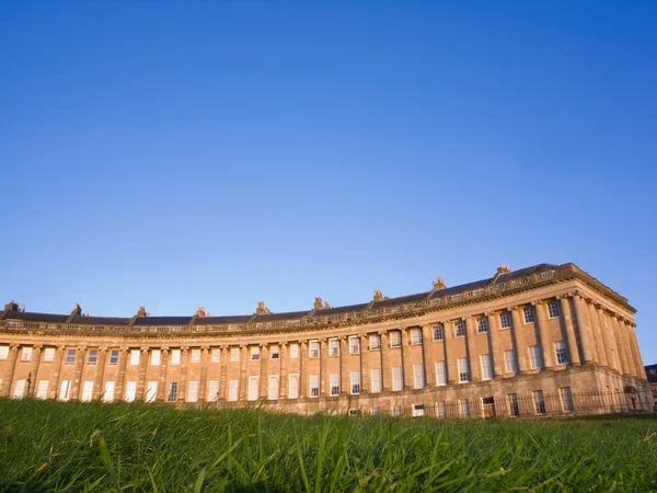 Low angle view of Royal Crescent, Bath — Stock Photo, Image