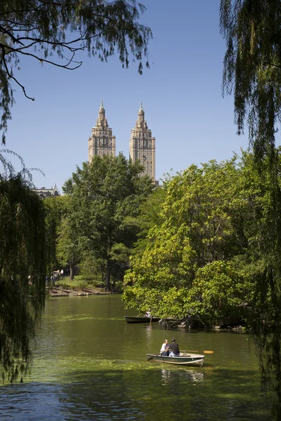 Central Park 'ta tekne gezisi — Stok fotoğraf
