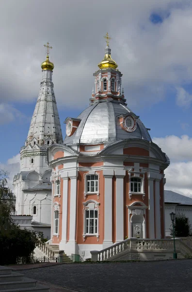 Smolenskaya kerk. zosima en savvatiya kerk — Stockfoto