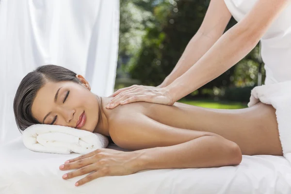 Woman Relaxing At Health Spa Having Massage — Stock Photo, Image