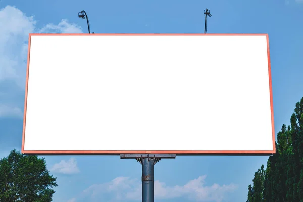 Blank Billboard Mockup White Screen Backdrop Nature Blue Sky Business — Stock Photo, Image