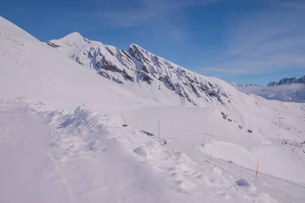 Snötäckta Berg Schweiz Taget Jungfrau Regionen Grindelwald Schweiz — Stockfoto