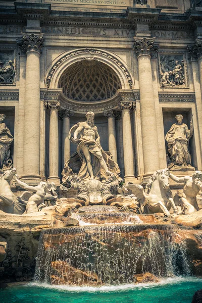 Fontana di trevi. Piazza di trevi. Roma. Italië. — Stockfoto