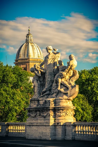 Ponte Sant Angelo. Roms. Italie . — Photo