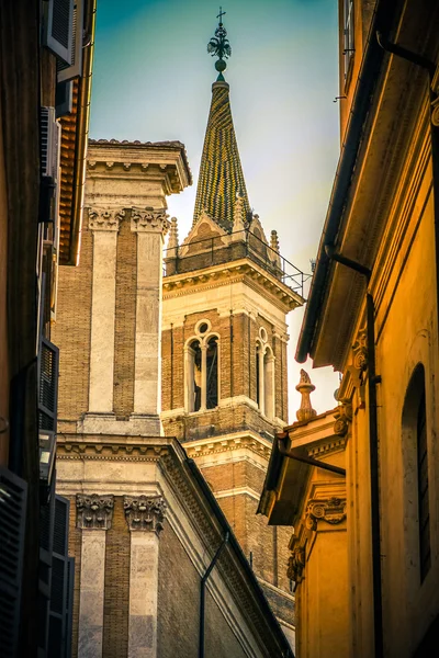 On the streets of Rome in the summer. Italy. — Stock Photo, Image