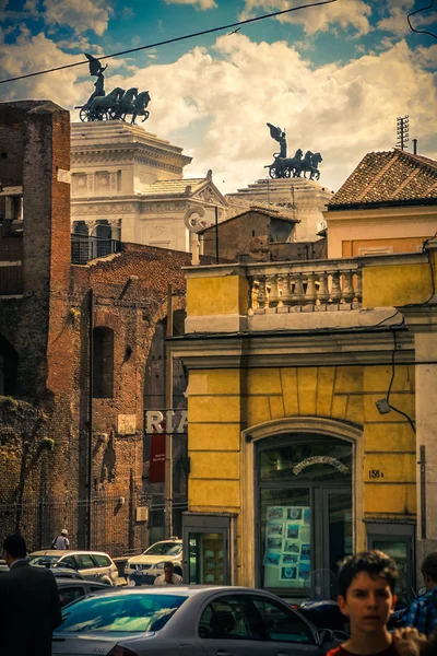 Piazza Venezia. Capitol Hill. Altar of the Fatherland. Roma. Ita — Stock Photo, Image