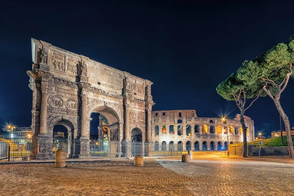 Colosseum Róma Leghíresebb Emlékműve — Stock Fotó