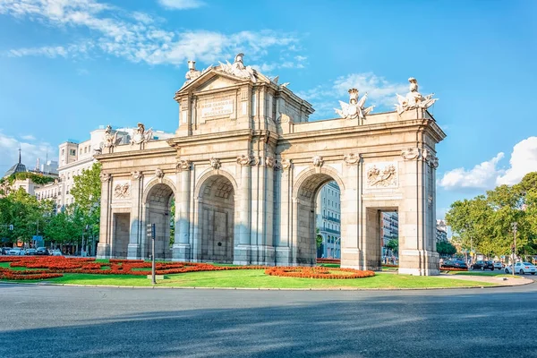Alcala Πύλη Στη Μαδρίτη Ισπανία — Φωτογραφία Αρχείου