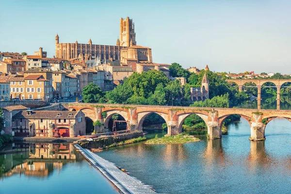 Fransa 'nın güneyindeki Albi şehri.