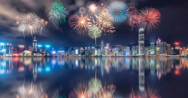 Hong Kong, Çin 'de havai fişekler.