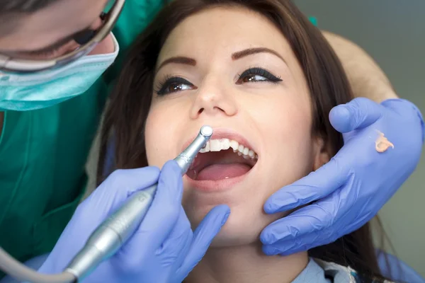 Professional dental brushing — Stock Photo, Image