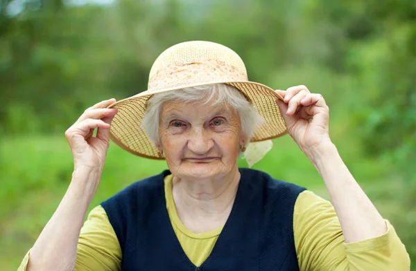 Grand-mère souriante — Photo