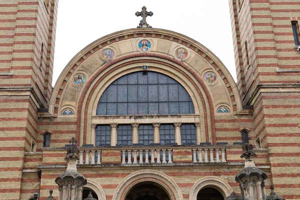 Immagine Una Chiesa Con Campane Nella Torre — Foto Stock