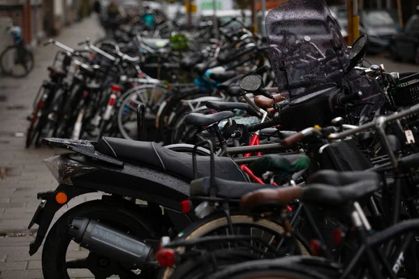 Zdjęcie Parkingu Rowerowego Amsterdamie — Zdjęcie stockowe
