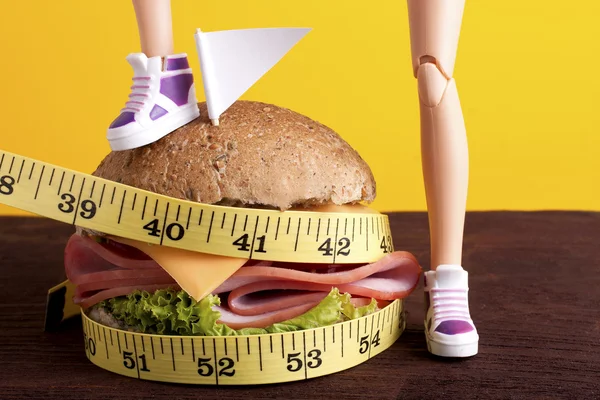 Lucha para perder peso con las dietas — Foto de Stock