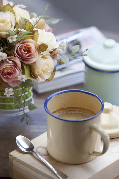 Coffee with vintage cup — Stock Photo, Image