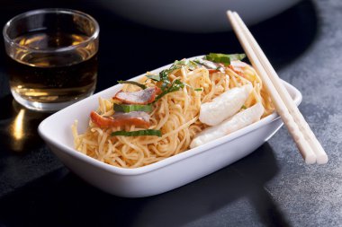Çin yumurta noodles