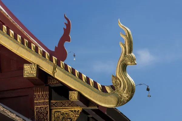 Roof of Phra Singh temple — Stock Photo, Image
