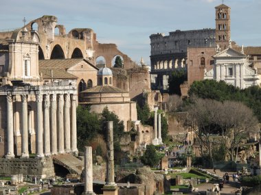Foro romano ve coliseum zemin üzerine