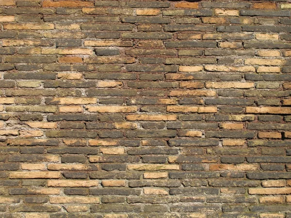 Mur de briques anciennes — Photo