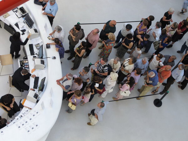 Очередь Музея современного искусства
